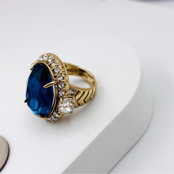 Heidi Daus Crystal Ring - Size 7 firm price - Picture 5 of 8